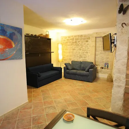 Le Dello Zodiaco Diffuso Modica